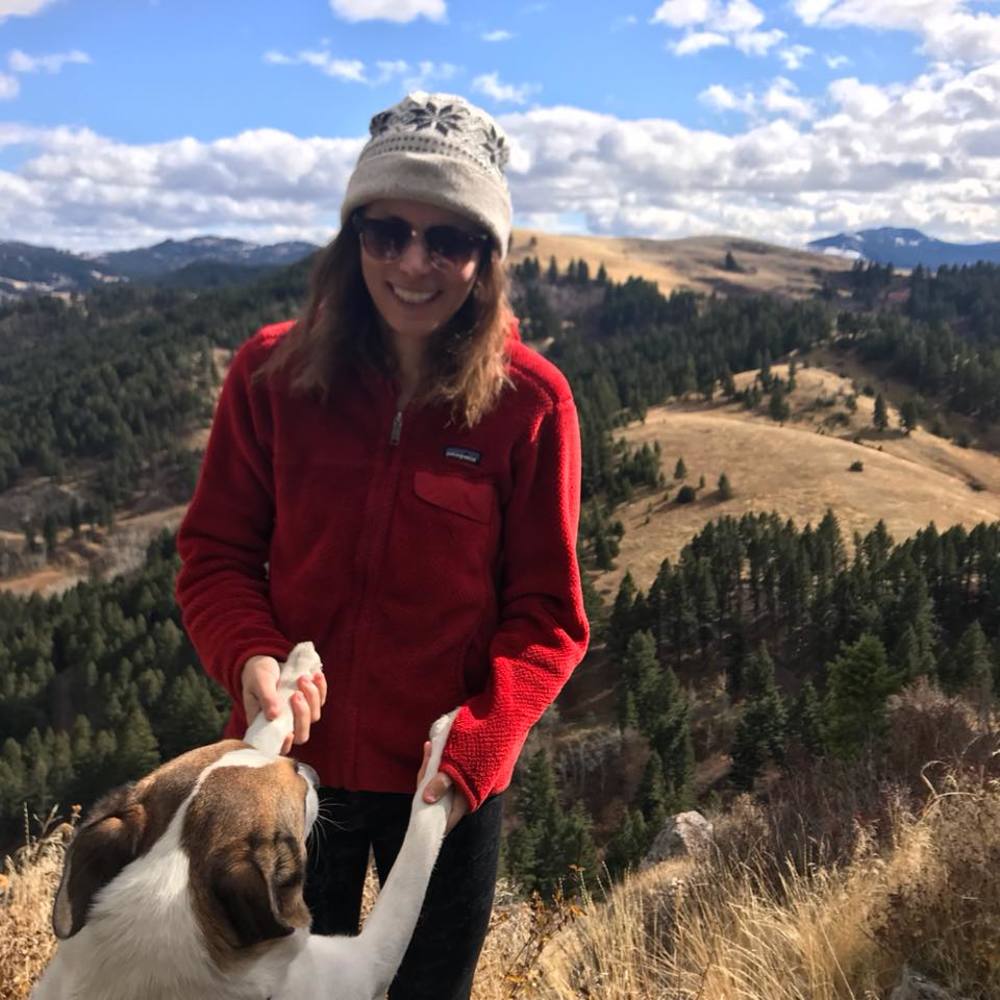 Meet your Posher, Caitlin